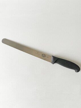 Victorinox 10" Serrated Bread Knife Fibrox Handle Swiss Made
